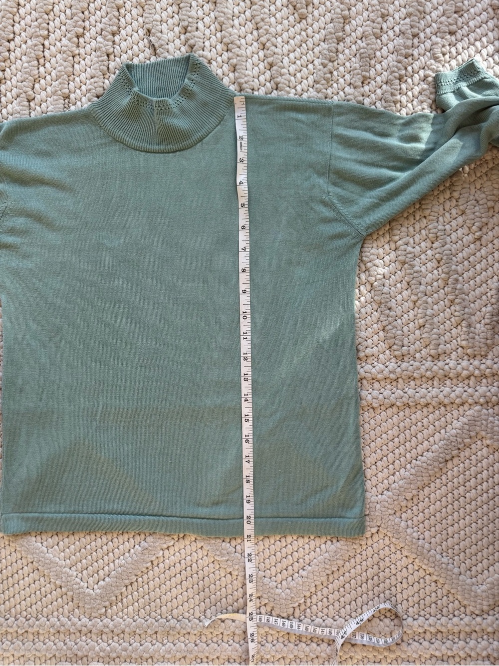 Vintage I. MAGNIN 100% Silk Knit Long Sleeve Turtleneck Top Ice Blue Size Small - Picture 9 of 9